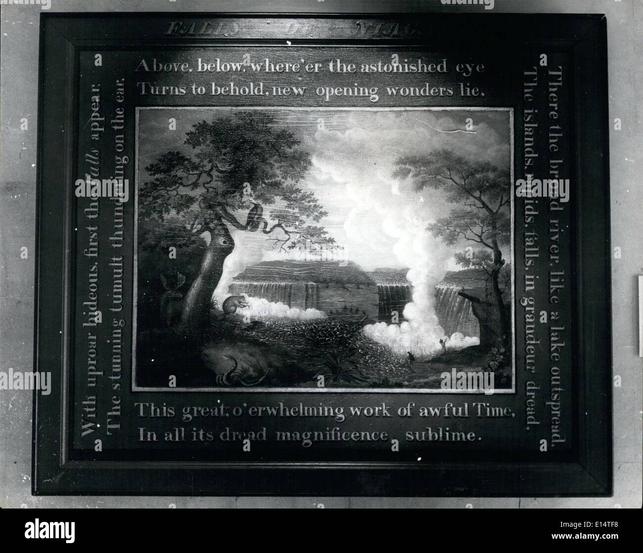 Apr. 18, 2012 - Museo di Arte Americana si apre a Claverton Manor. In piedi in alto sopra il fiume Avon Valley, Claverton Manor, Near Bath, è la casa del primo museo di americani sono decorativi sempre di essere stabilito al di fuori degli Stati Uniti. Lo scopo della mostra è quello di dare al pubblico britannico - e altri visitatori stranieri una più chiara e più completa la misura e la qualità dell'arte americana attraverso la sua storia. Non solo hanno più convenzionali a forme d'arte sono stati spediti attraverso gli Stati Uniti, ma camere complete con i loro contenuti sono stati riassemblati in Claverton Foto Stock