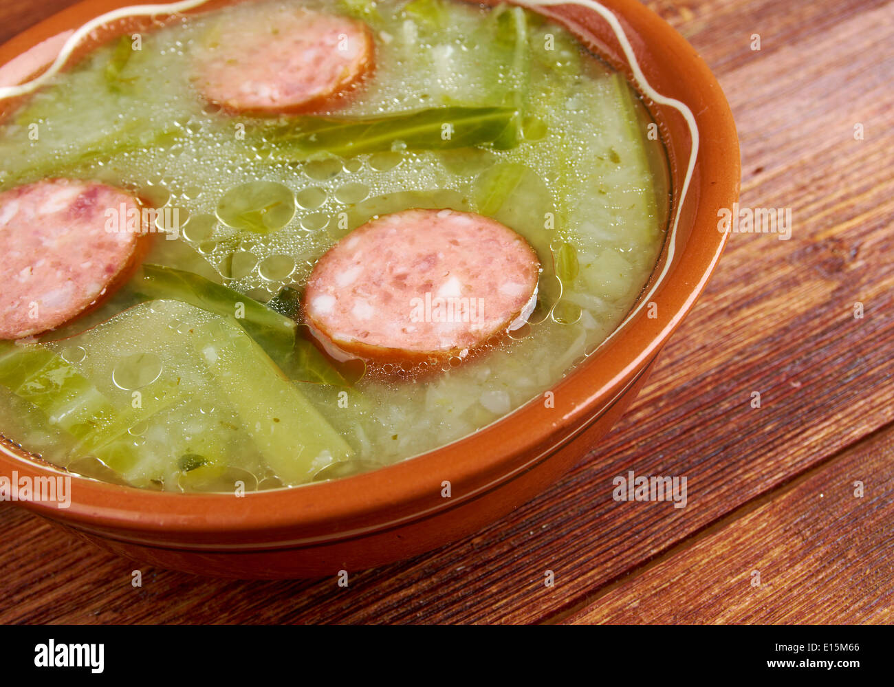 Caldo verde pane cavolo broa Foto Stock