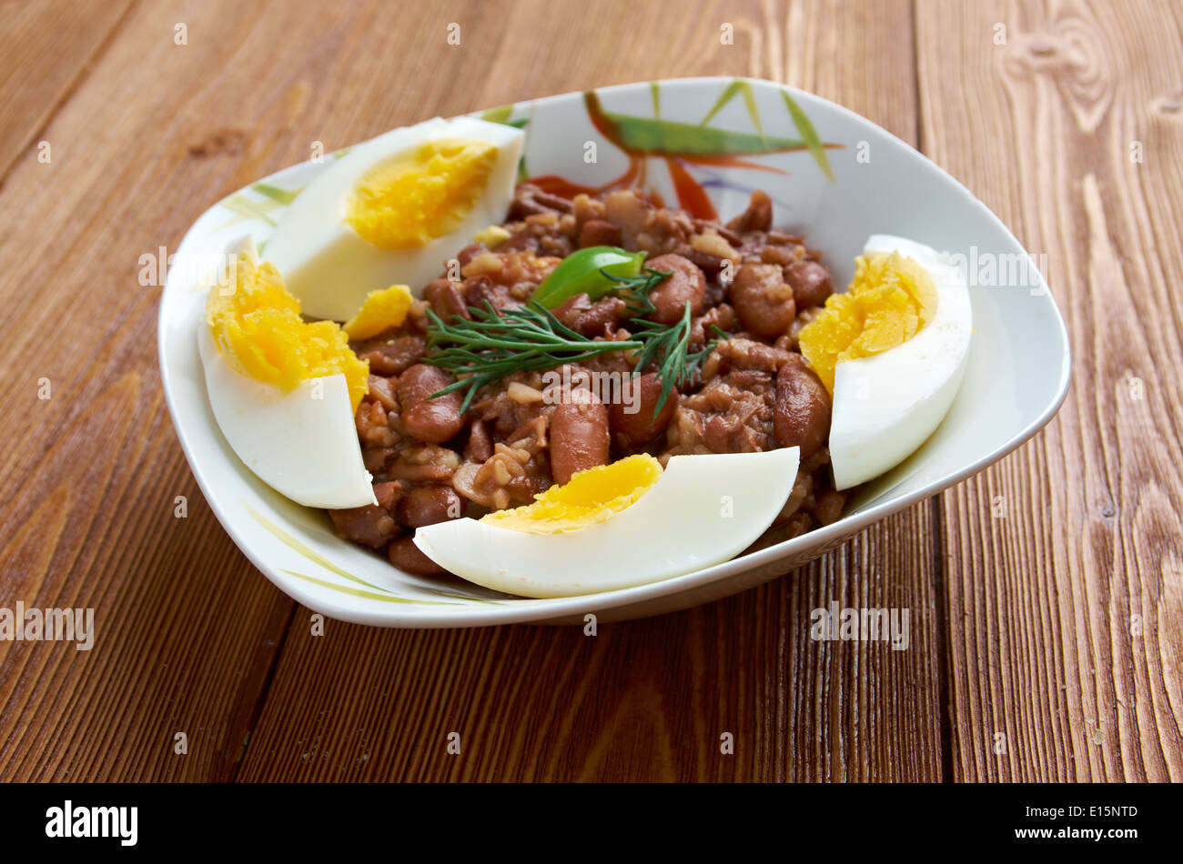 Ful medames - Egyptian,piatto sudanese di cotte e purè di fave servita con olio vegetale, Foto Stock