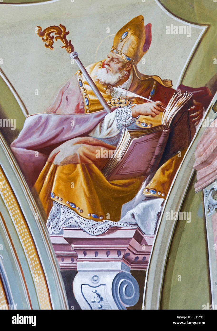 Affresco di sant'Ambrogio grande maestro della chiesa occidentale dal soffitto della cappella di San Anton Palace Foto Stock