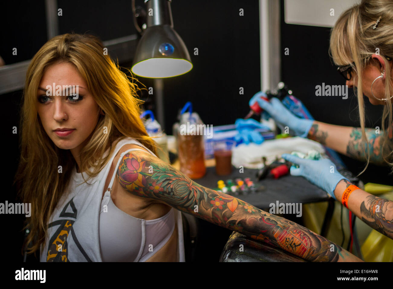 Londra, Regno Unito. Xxiv Maggio, 2014. Il grande British Tattoo Show 2014 in London Credit: Guy Corbishley/Alamy Live News Foto Stock