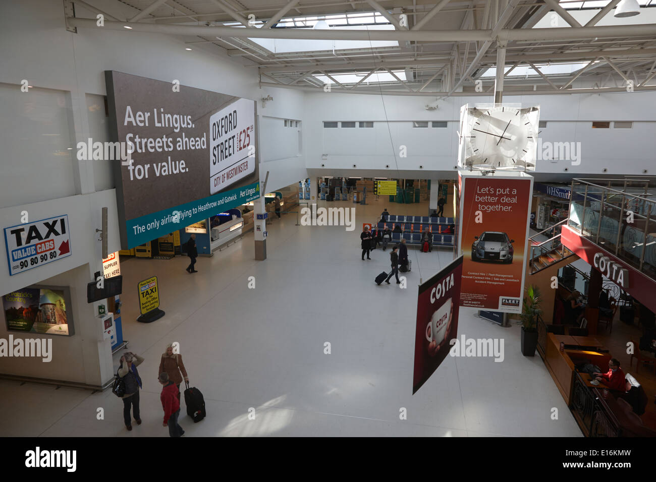 Interno del George Best Belfast City Airport REGNO UNITO Foto Stock
