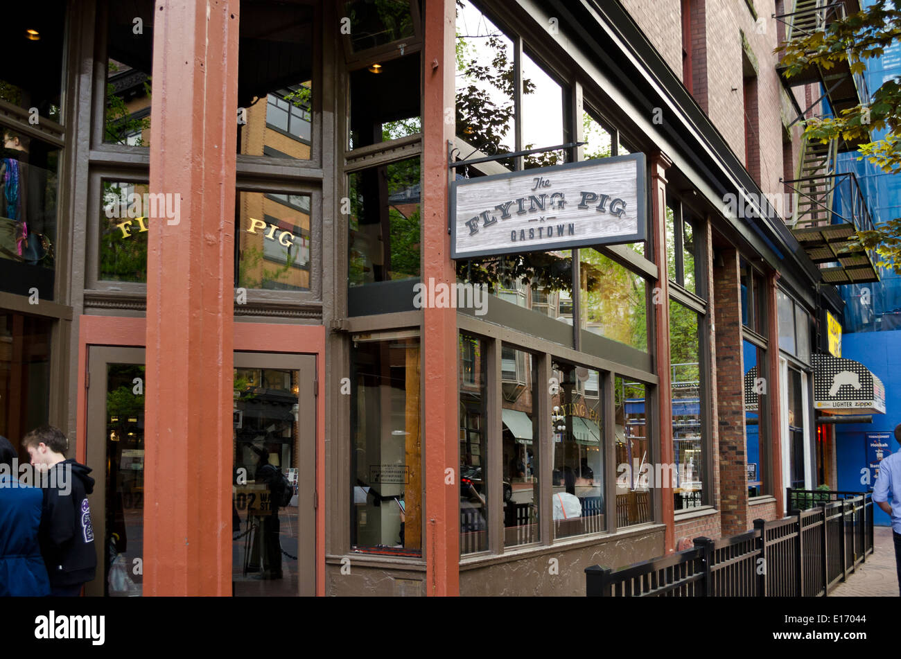 Flying Pig ristorante nella storica Gastown, Vancouver, BC, Canada. Situato nello storico edificio del Winters Hotel. Foto Stock