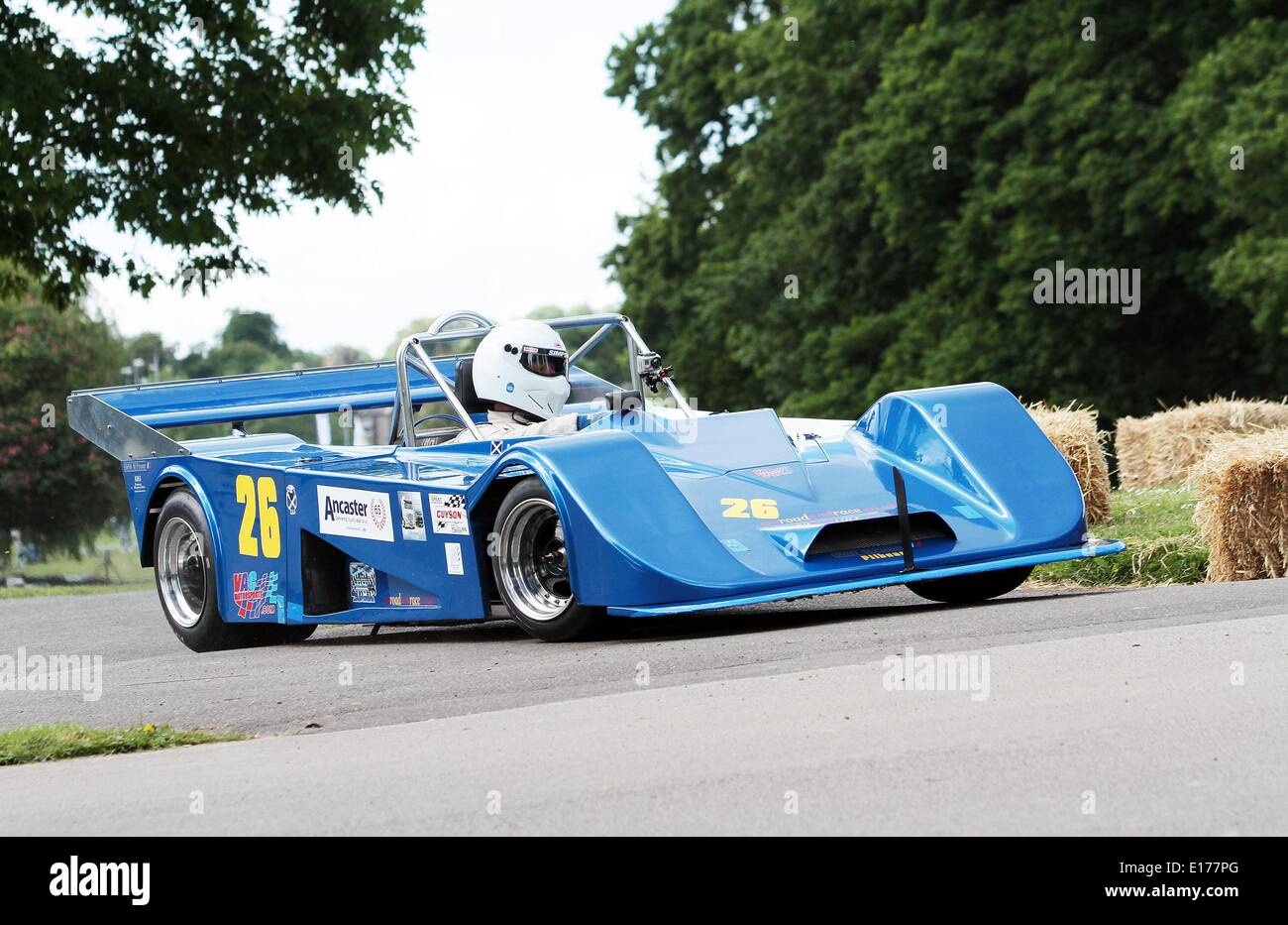 A concorrenti del 2014 Motor Sport presso il palazzo al Crystal Palace Park South London 25.05.2014 Foto Stock