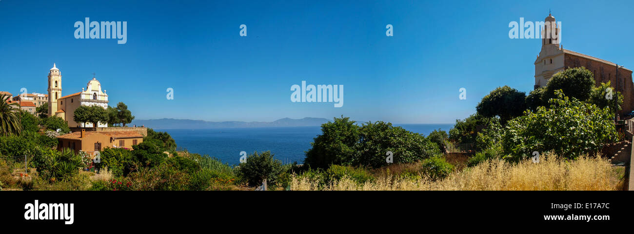 Le chiese cattoliche e greche ortodosse di Cargese Foto Stock
