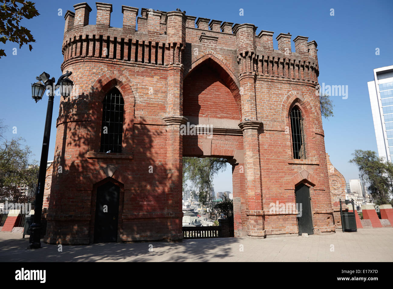 Resto di fort ingresso sul cerro la collina di santa lucia Santiago del Cile Foto Stock