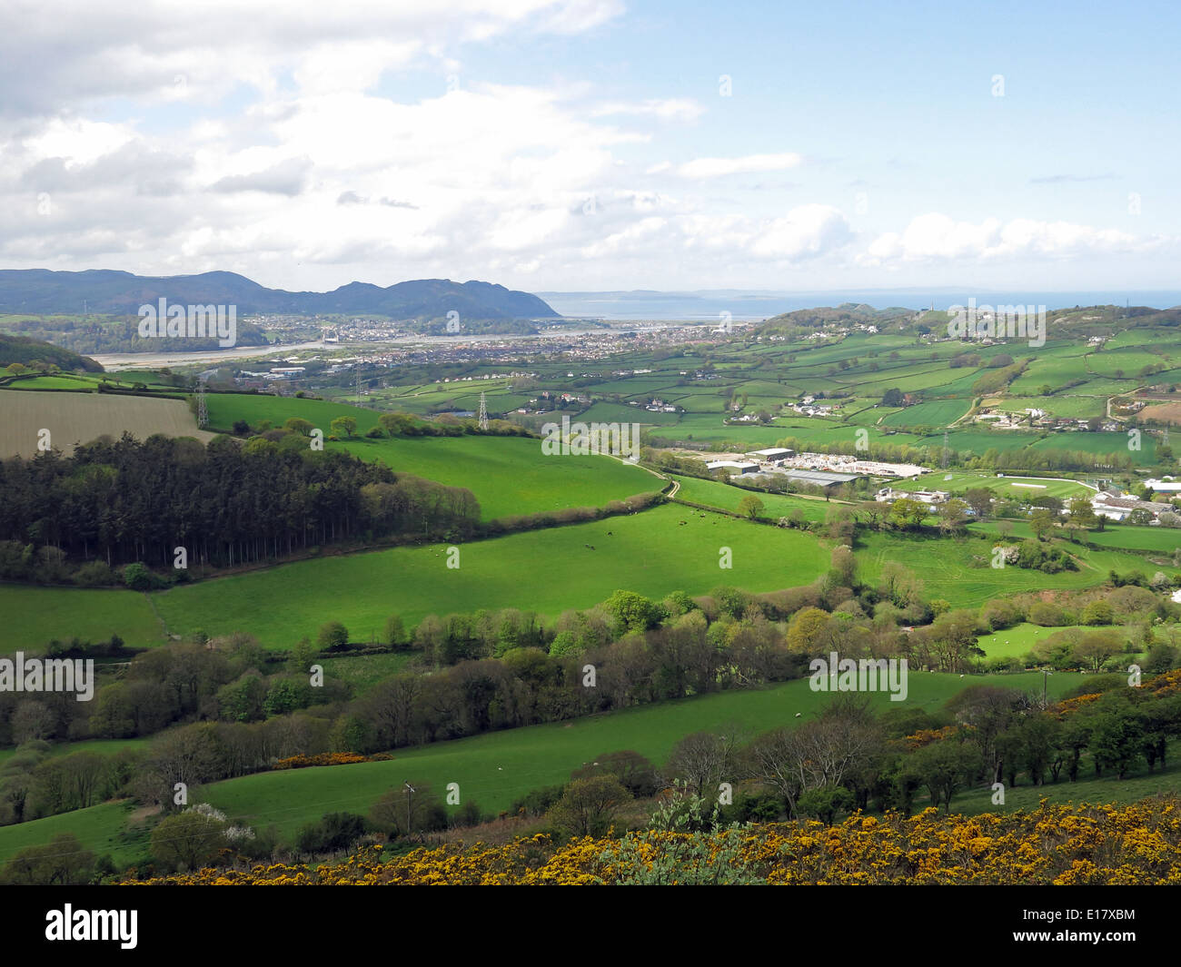 Vista verso il fiume Conwy Galles del Nord Foto Stock