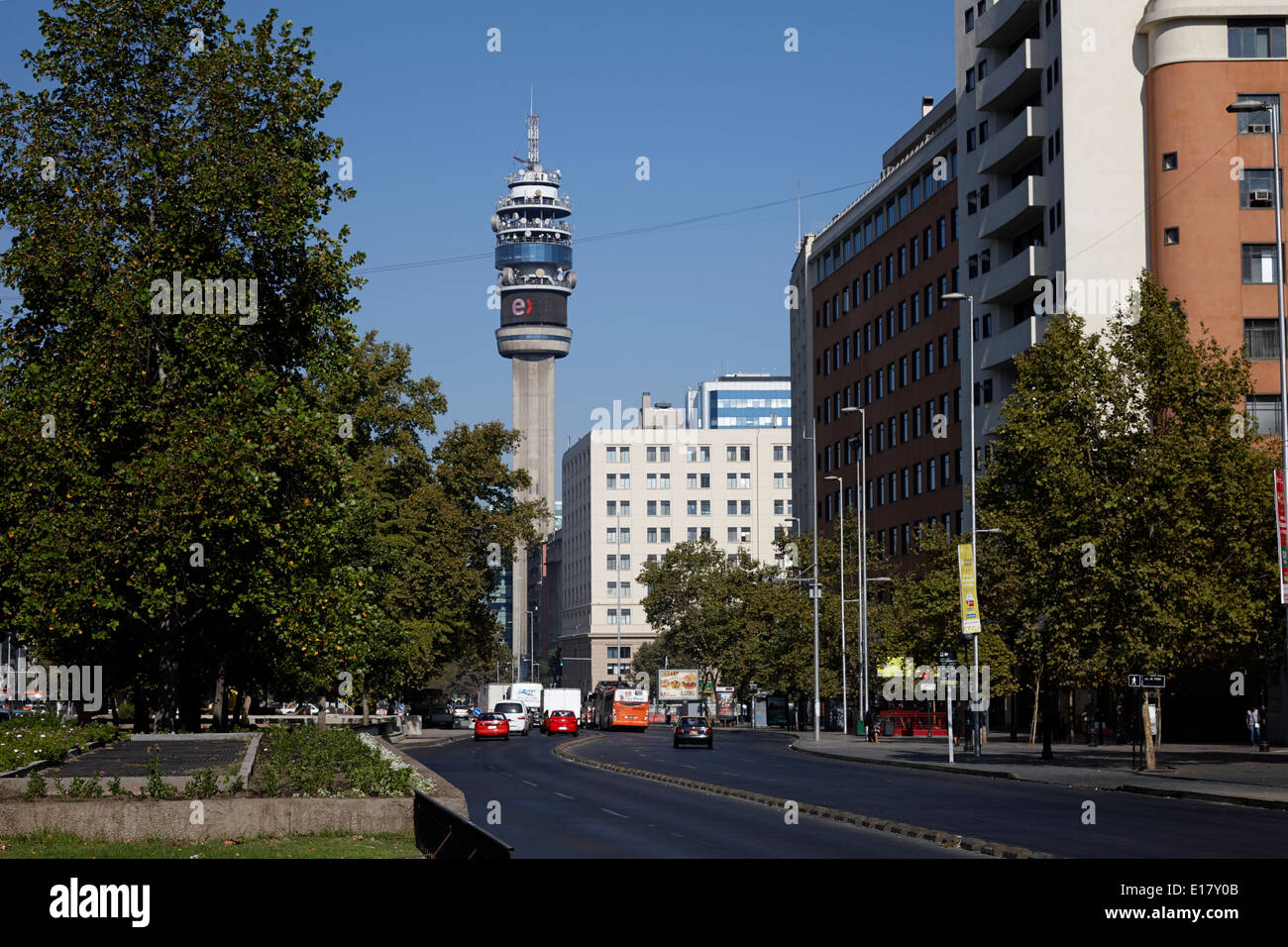 Avenida Libertador General bernado O'Higgins downtown Santiago del Cile Foto Stock