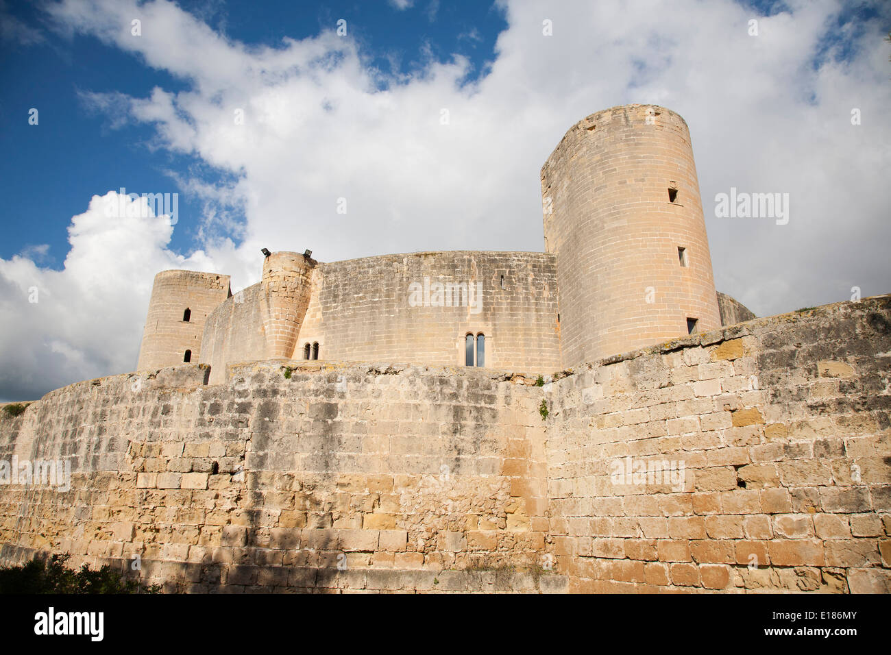 Il castello di Bellver, Palma de Mallorca, Maiorca, Spagna, Europa Foto Stock