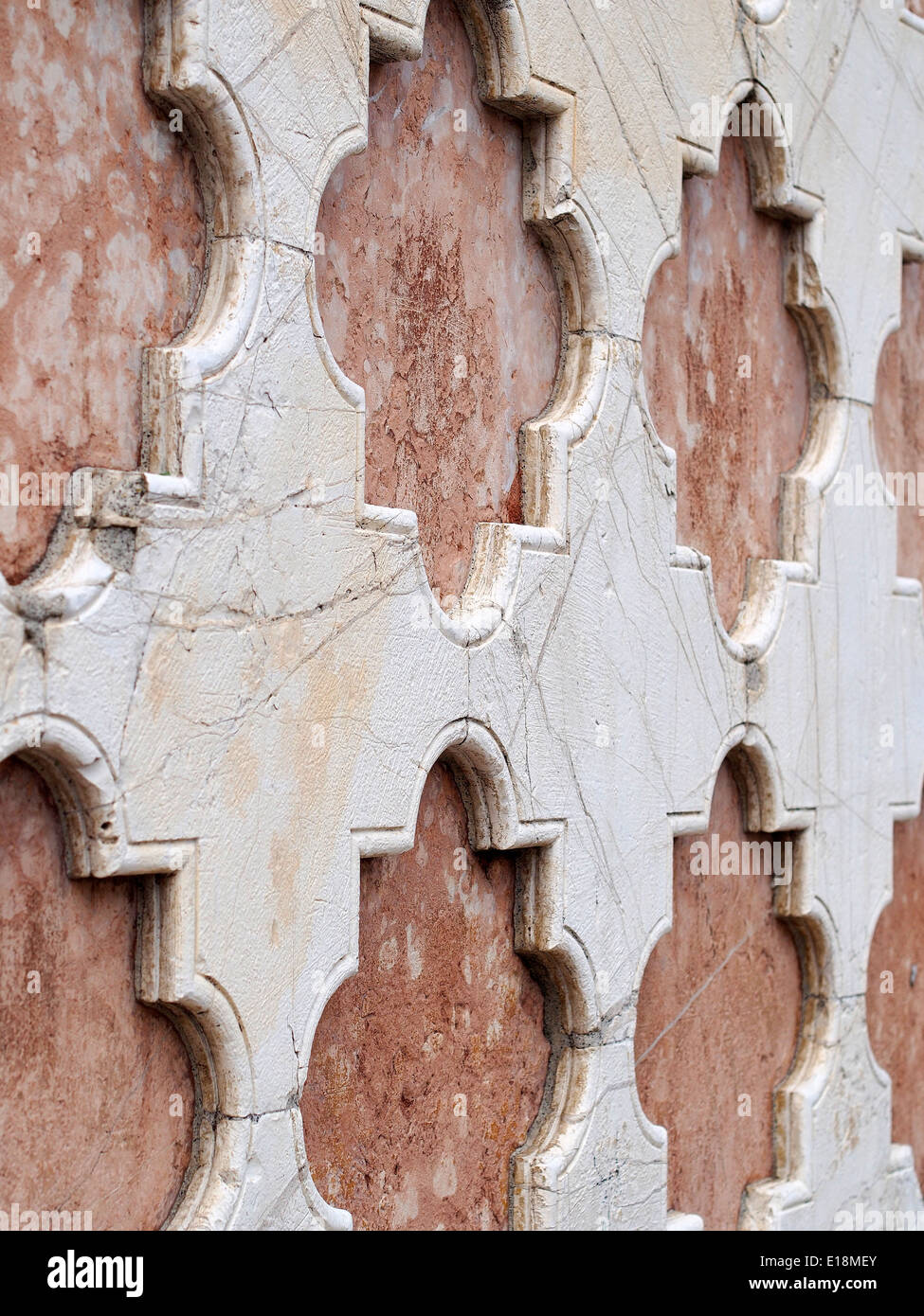 Cattedrale di San Lorenzo, Perugia, Italia; particolare della decorazione in pietra Foto Stock