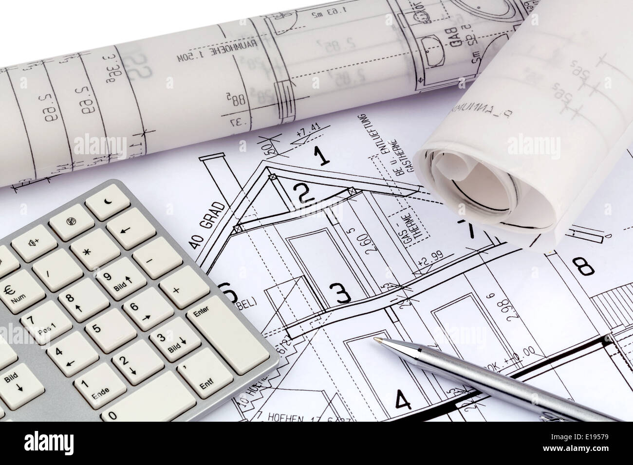 Bauplan f'r ein Haus. Mit Zirkel und Lineal Foto Stock