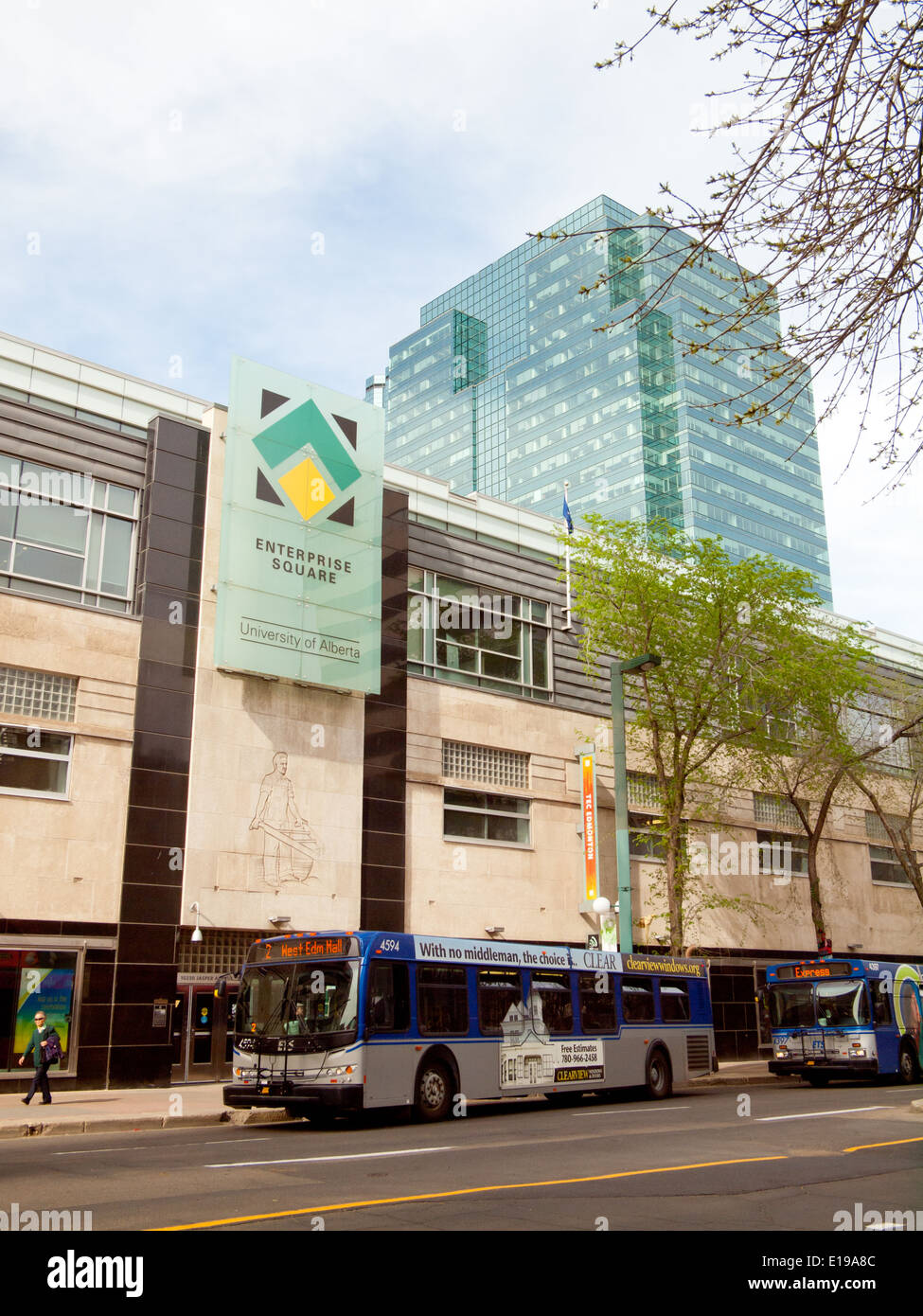 Una vista dell'Università di Alberta Enterprise campus quadrato su Jasper Avenue in Edmonton, Alberta, Canada. Foto Stock