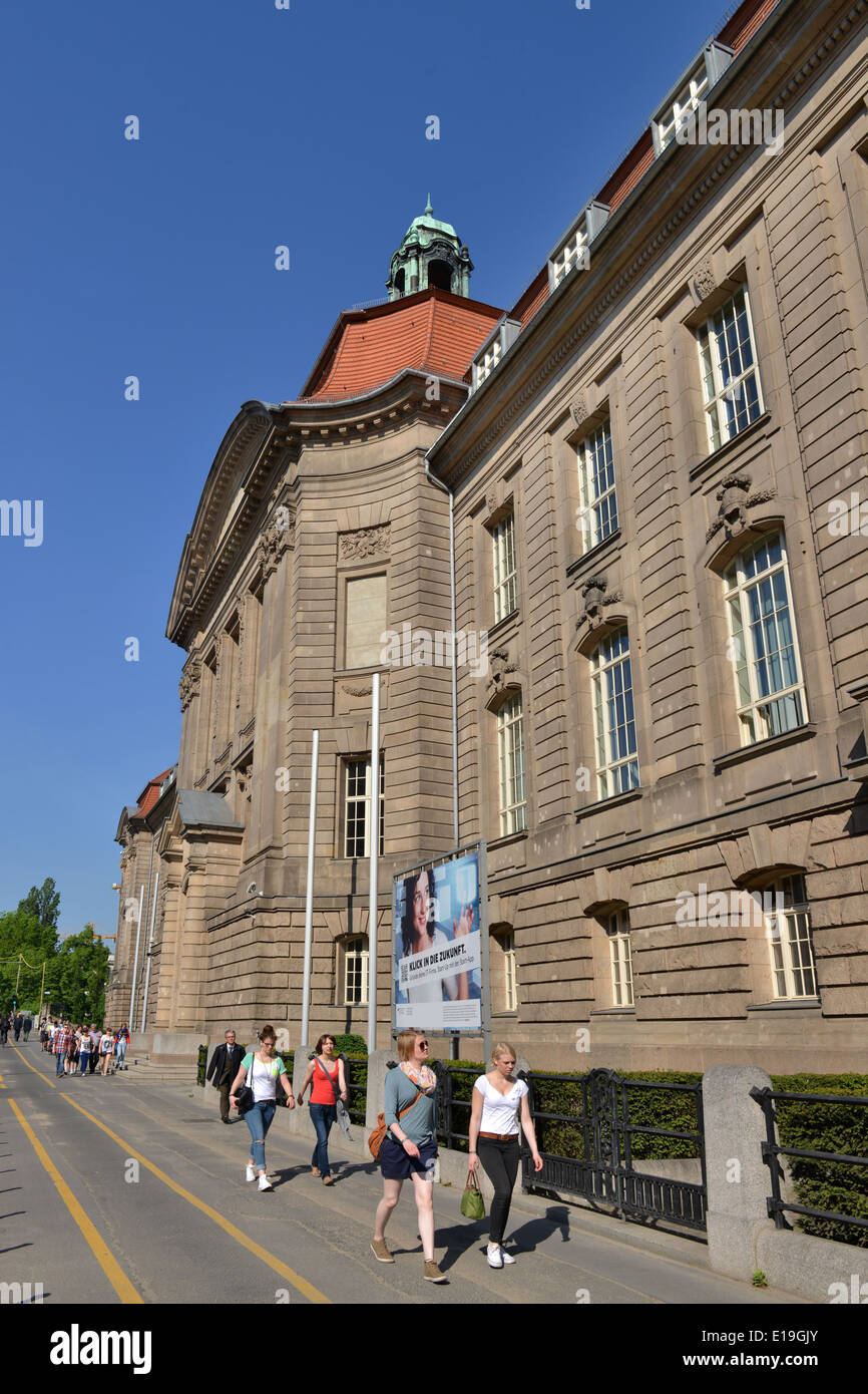 Bundesministerium fuer Wirtschaft und Technologie, Invalidenstrasse, nel quartiere Mitte di Berlino, Deutschland Foto Stock