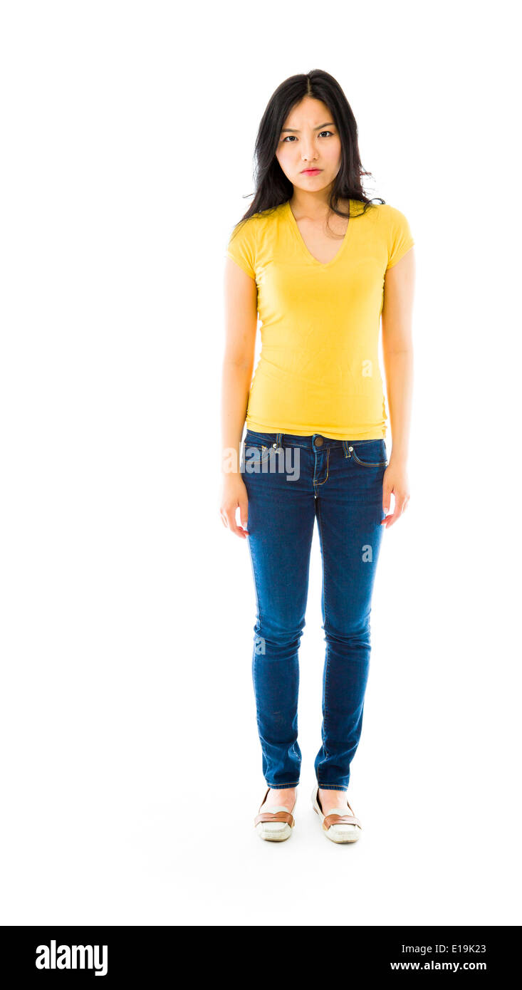 Ritratto di un grave giovane donna asiatica Foto Stock