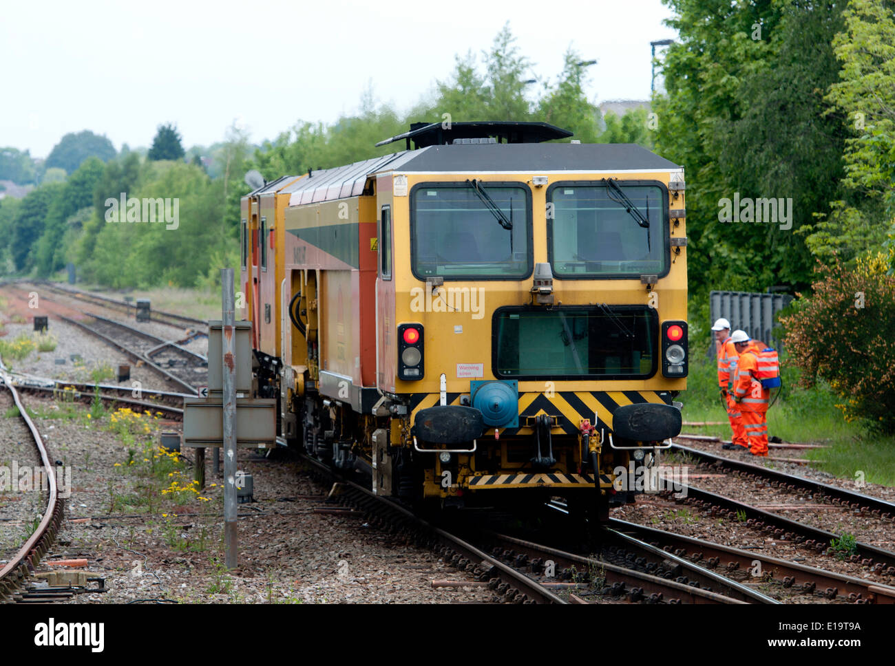 Cole linea antimanomissione 73806 DR "Karine' a Stourbridge Junction, West Midlands, Regno Unito Foto Stock
