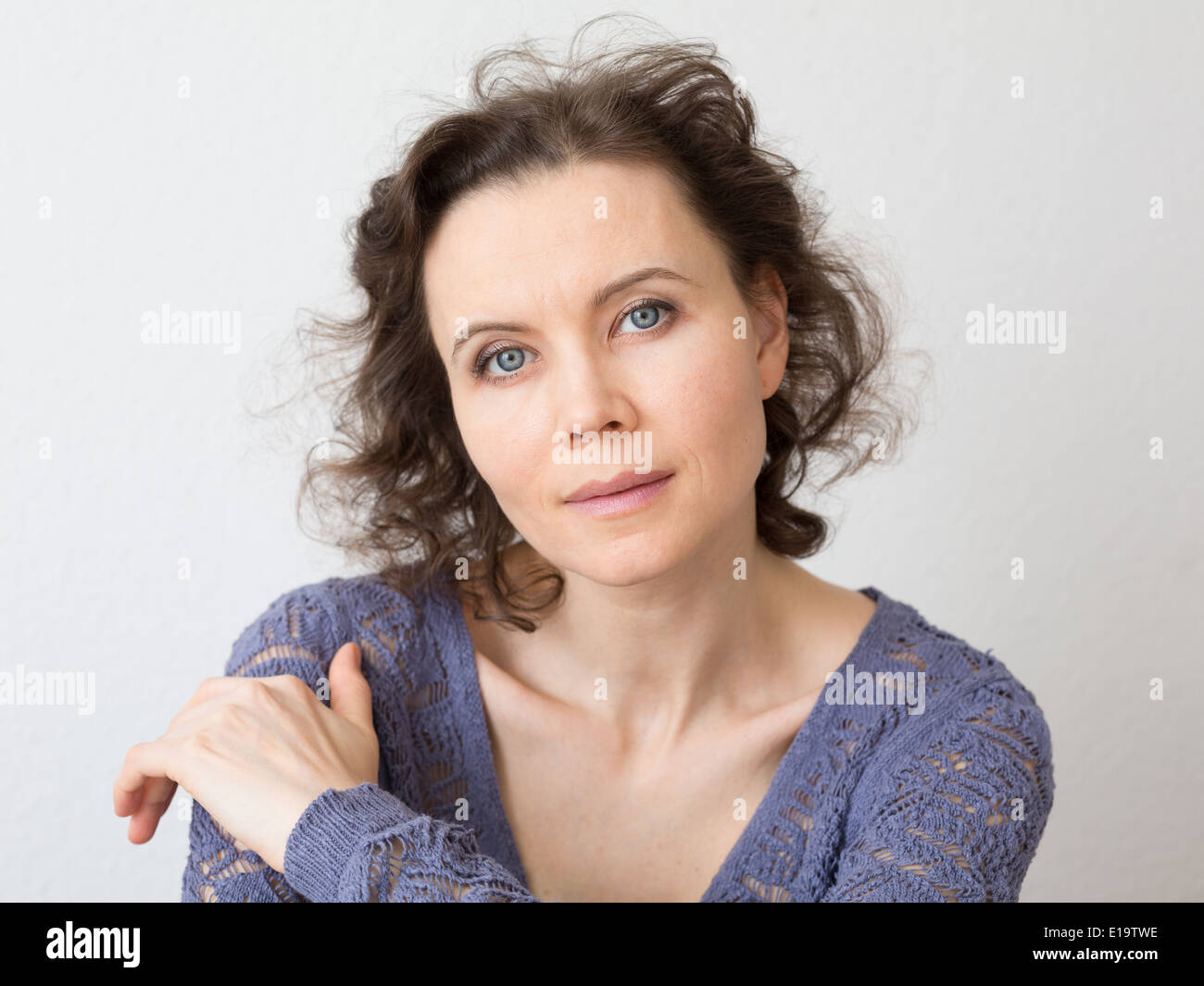 Close-up ritratto naturale di donna 30-40 anni Foto Stock