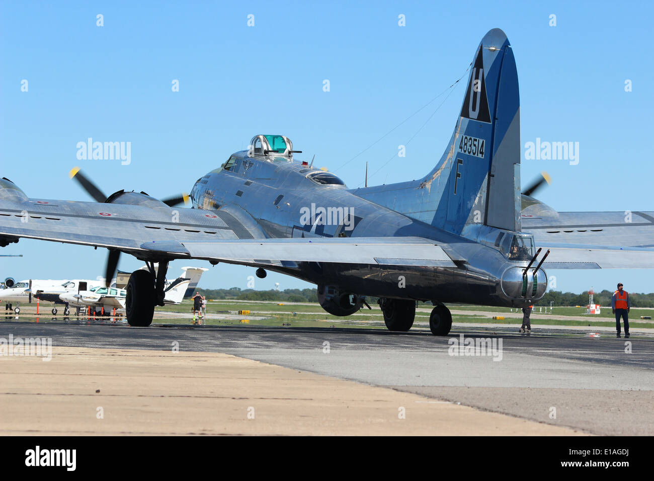 McKinney,TX Air Show un vecchio piano sta per prendere il via Foto Stock