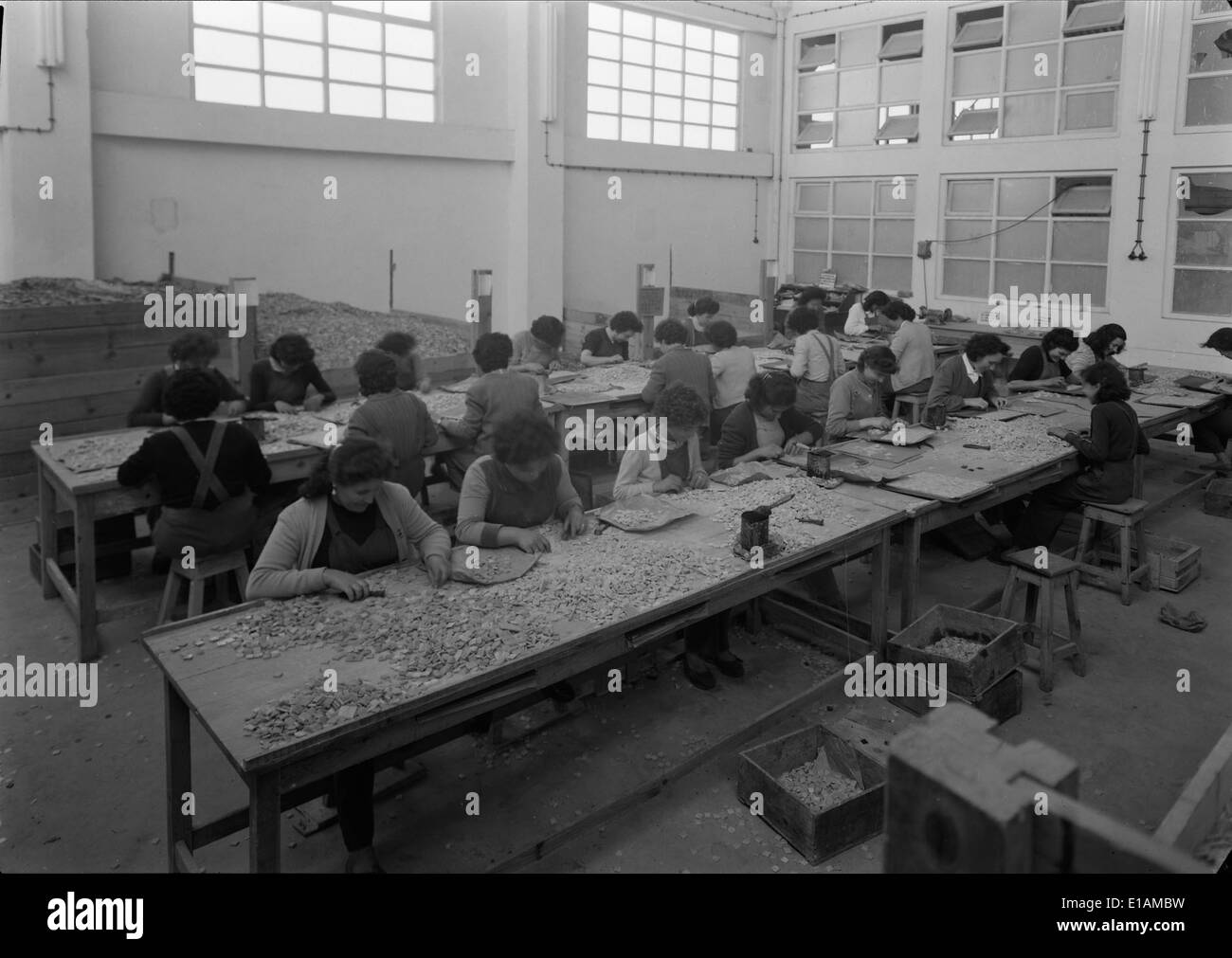 Covina, situata a Santa Iria da Azóia, in Portogallo, è un'area nota per i suoi sviluppi residenziali e la crescita suburbana nell'area metropolitana di Lisbona. Foto Stock