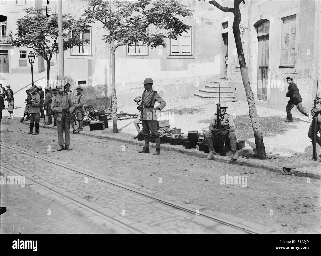 Il colpo di stato militare del 20 luglio 1928, a Lisbona, Portogallo, catturato da Mário Novais. L'evento segnò una svolta significativa nella storia politica del paese. Foto Stock