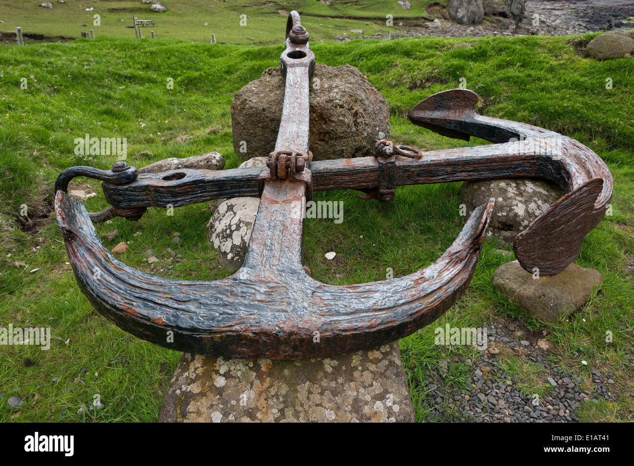 Dispositivo di ancoraggio della nave SS Principia, affondato nel 1895, Søltuvík, Sandoy, Isole Faerøer, Danimarca Foto Stock