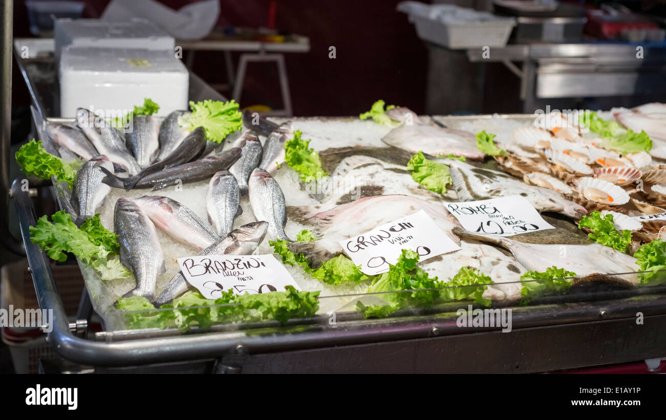 Pesce al mercato a Venezia Foto Stock