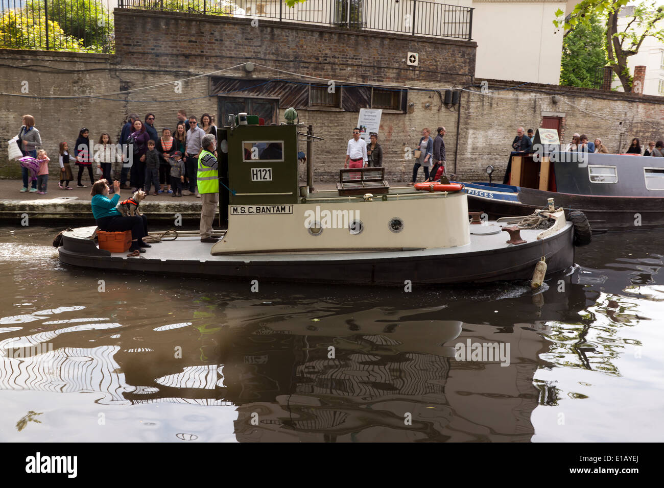 Immagine di M.S.C. Bantam 1, un rimorchiatore storico sul display al Canalway Cavalcata, Little Venice 2014 Foto Stock