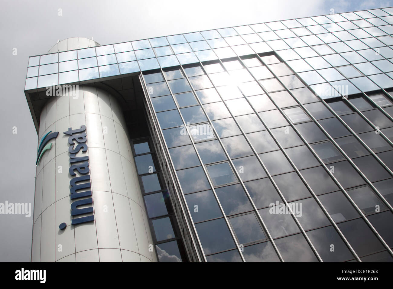 Londra REGNO UNITO. Il 29 maggio 2014. Una vista della sede centrale di Londra di Inmarsat British satellite globale di società che ha rilasciato i dati grezzi e sono riusciti a capire in quale direzione la manca la Malaysia Airlines MH370 volo. Secondo le analisi di Inmarsat di volo MH370's percorso posto la sua ultima posizione in acque remote off Australia west coast. MH 370 non è stato localizzato in quanto scomparso in un volo di routine da Kuala Lumpur a Pechino il 8 marzo 2014. Credito: amer ghazzal/Alamy Live News Foto Stock