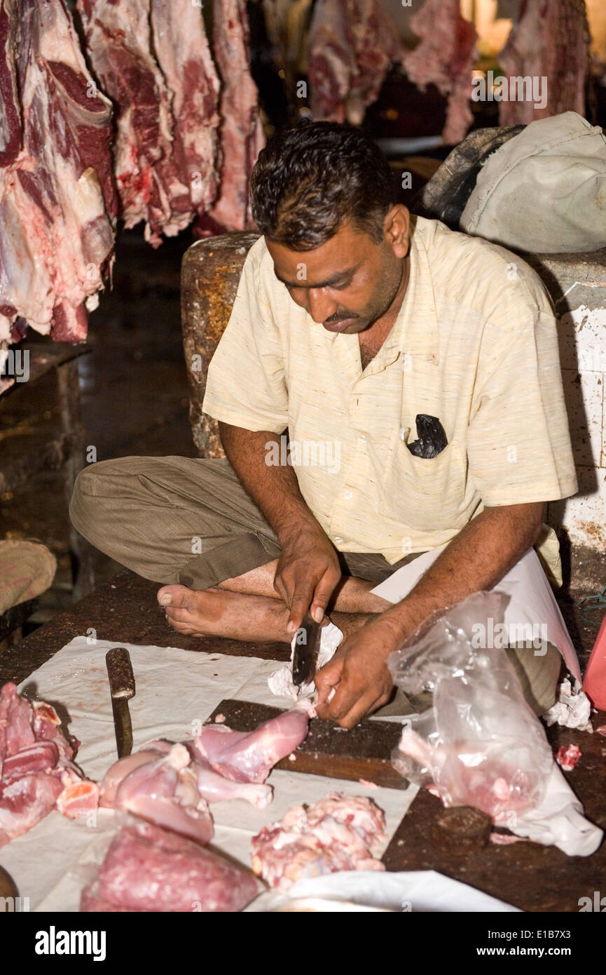 Le scene al mercato della carne un open air di una macelleria dove le carni vengono tagliati e venduti all'ingrosso e di individui Crawford Mkt Foto Stock