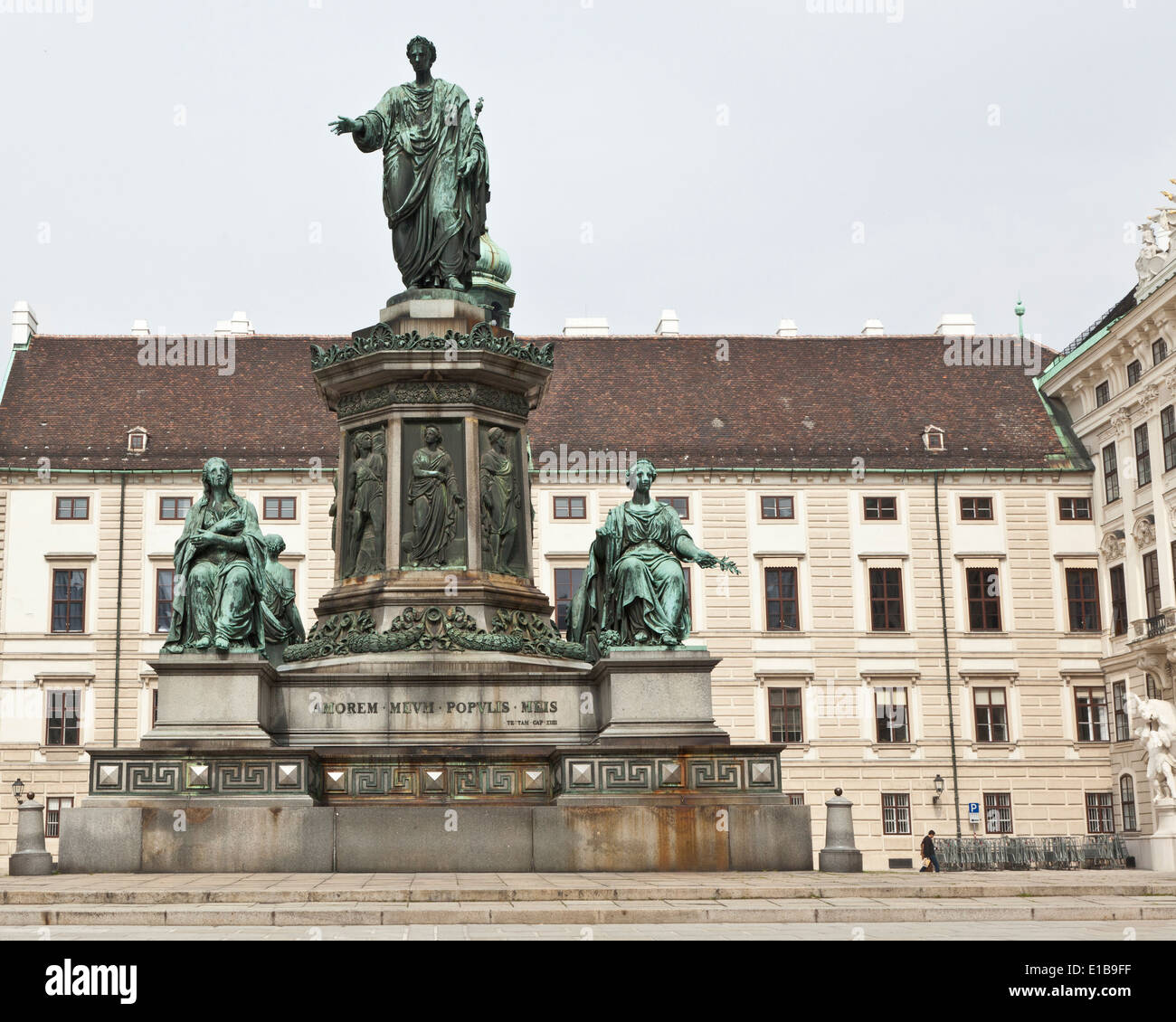 Statua bei der Hofburg di Vienna Foto Stock