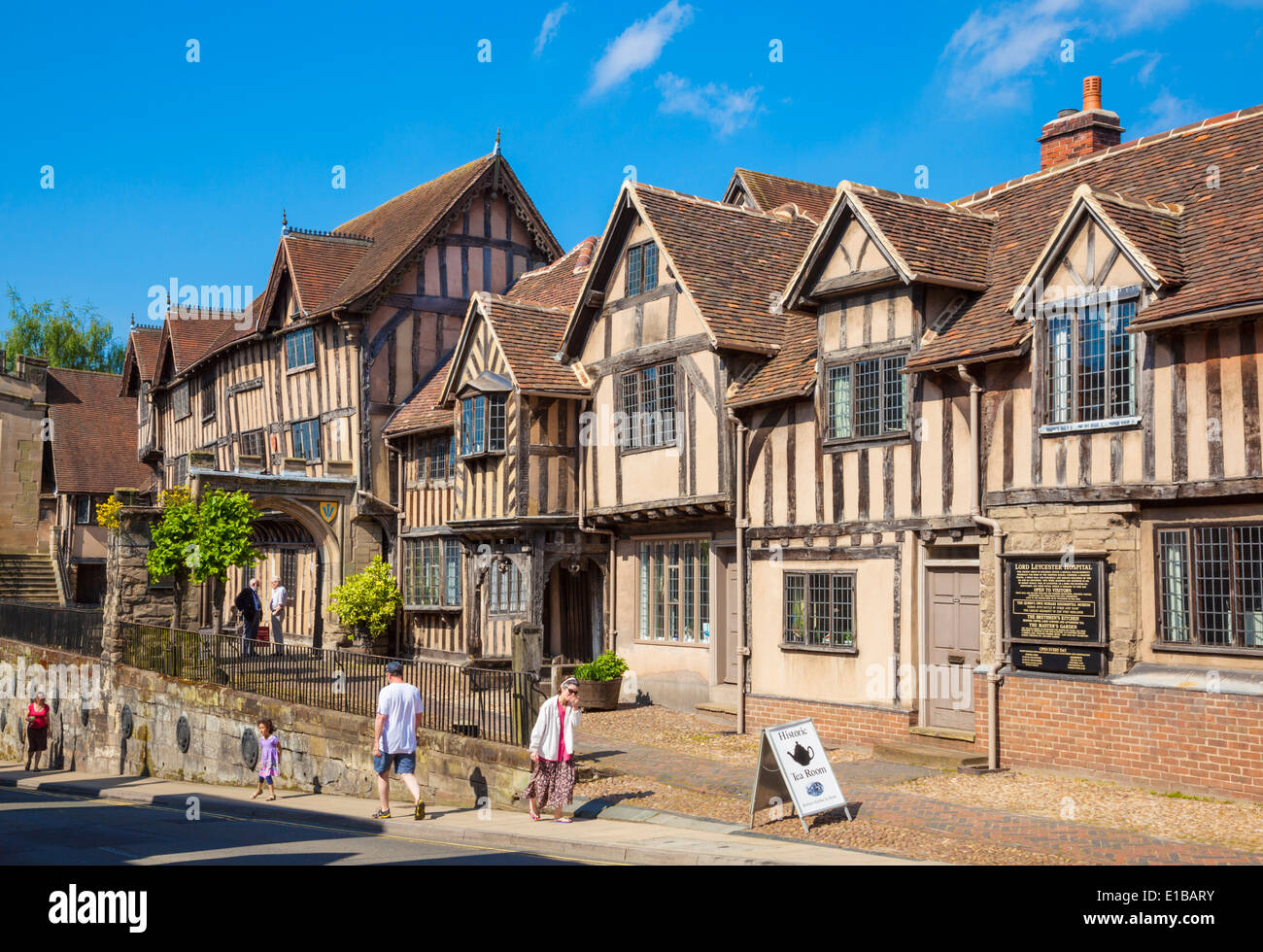 Lord Leycester ospedale dal west gate Warwick Warwickshire England Regno Unito GB EU Europe Foto Stock