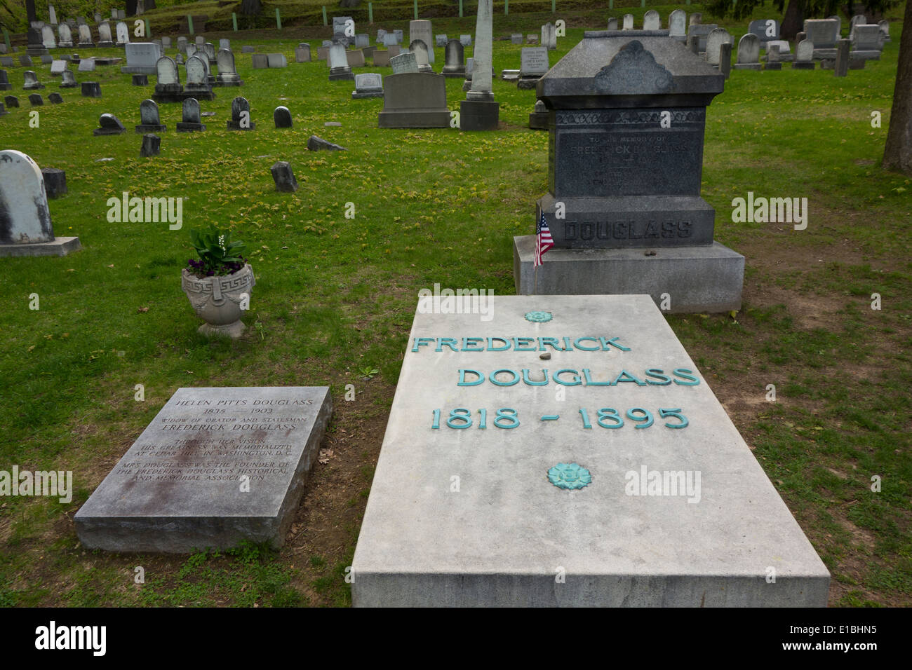 Frederick Douglass grave in Mount Hope cemetery Rochester NY Foto Stock