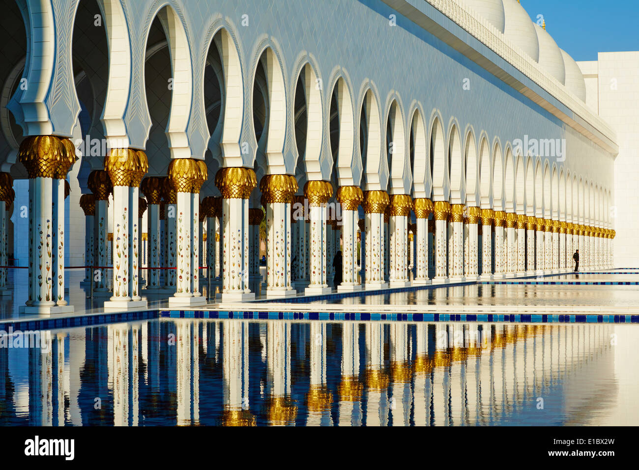 Emirati Arabi Uniti, Abu Dhabi Sheikh Zayed Grande moschea Foto Stock