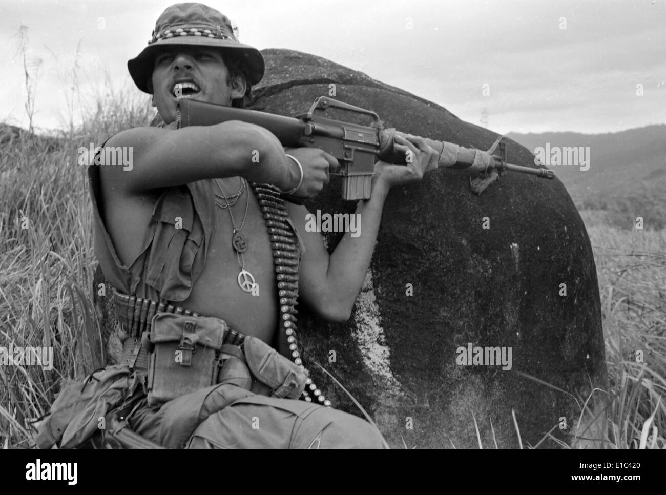 Guerra del Vietnam, Vietnam, Specialista. 4 Richard campione, leader di squadra, l'Azienda B, 4° Battaglione, XXI fanteria, xi luce Foto Stock