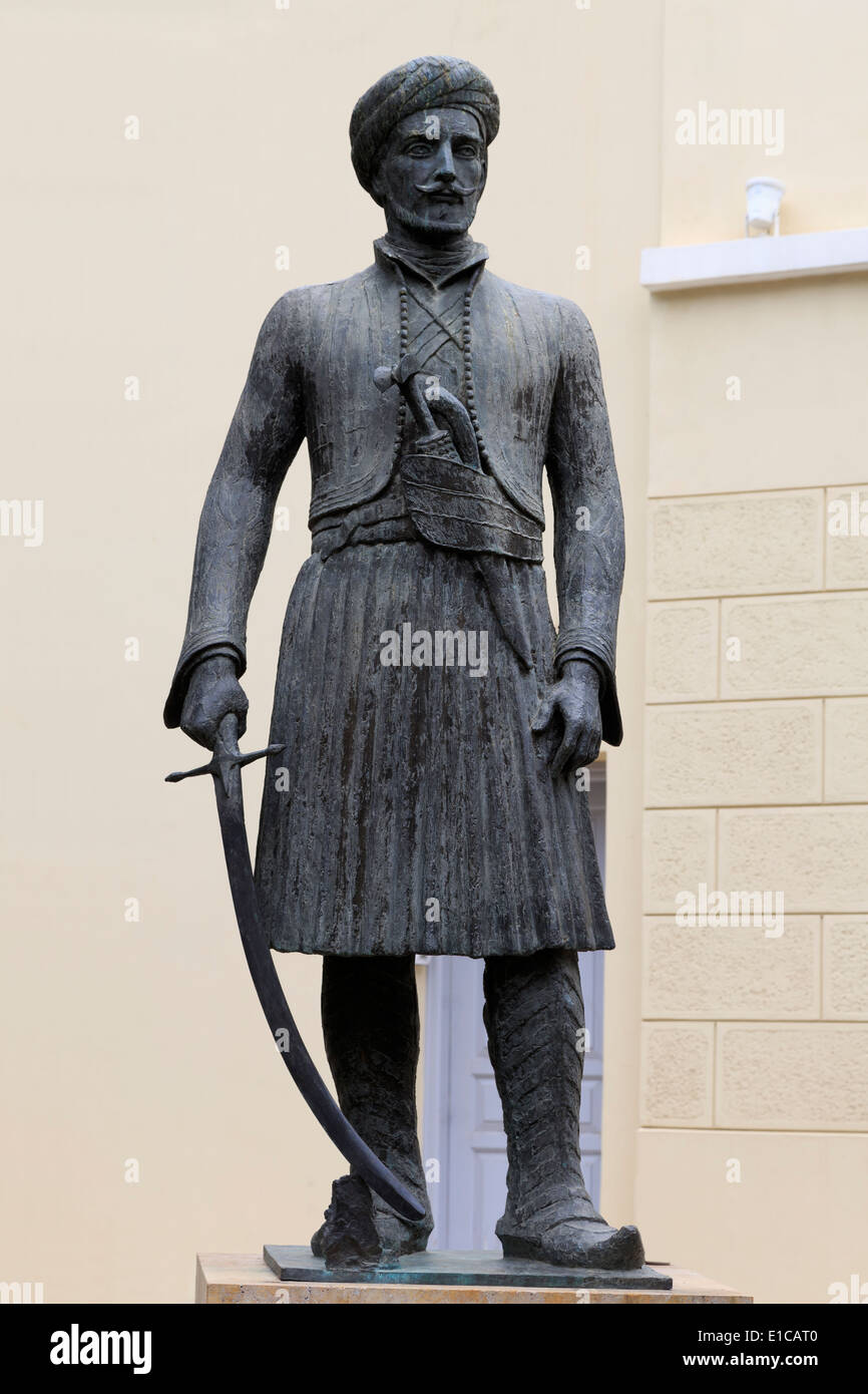 Statua nel quartiere di Plaka, Atene, Grecia, Europa Foto Stock