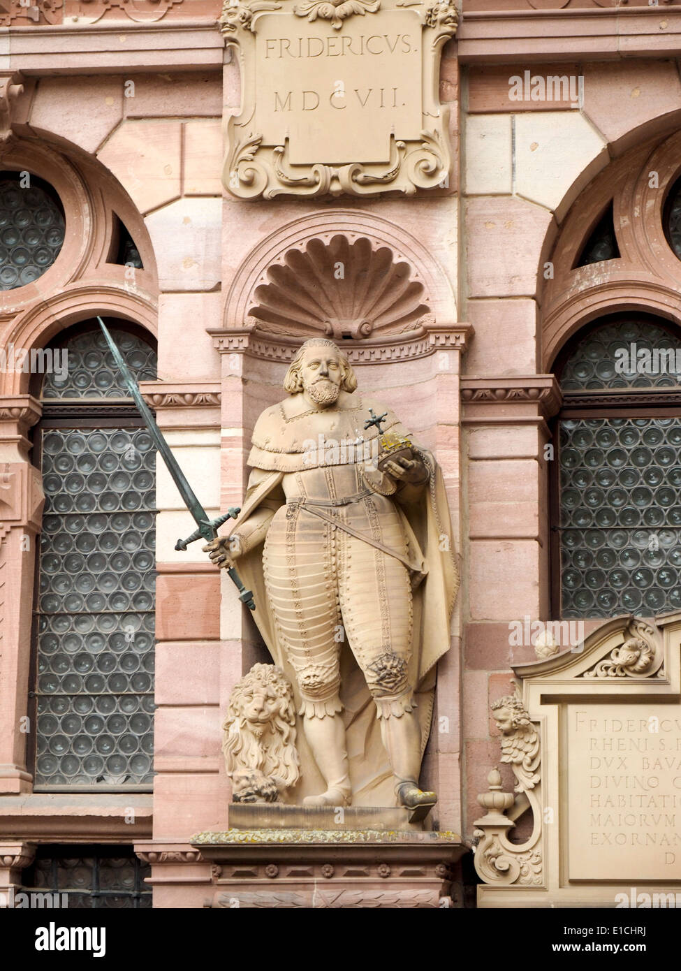 Dettaglio statua del castello di Heidelberg Foto Stock