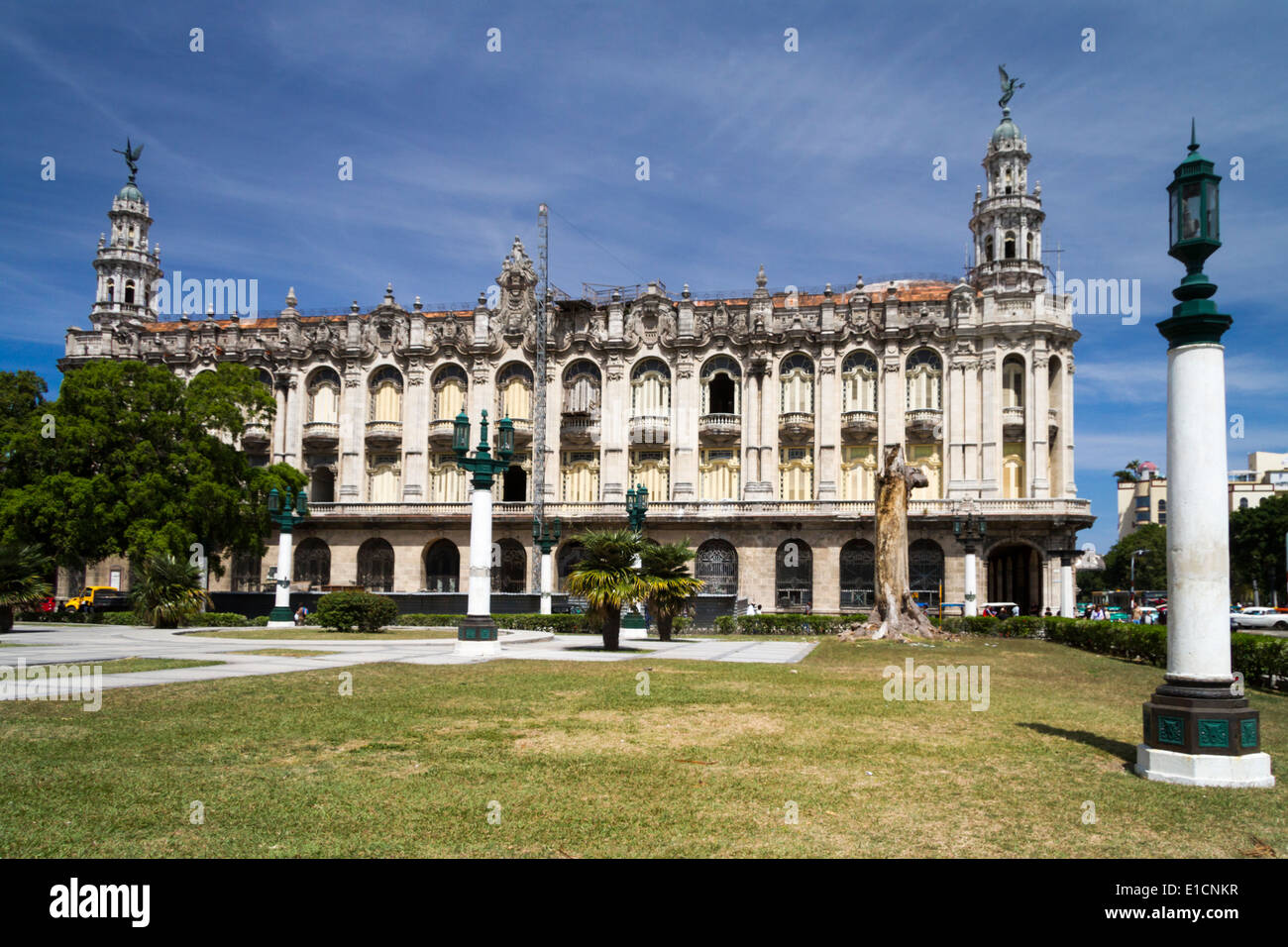 Vista del Gran Teatro de la Habana (Grand Theatre di Havana) che alloggia il cubano National Ballet, Havana, Cuba Foto Stock