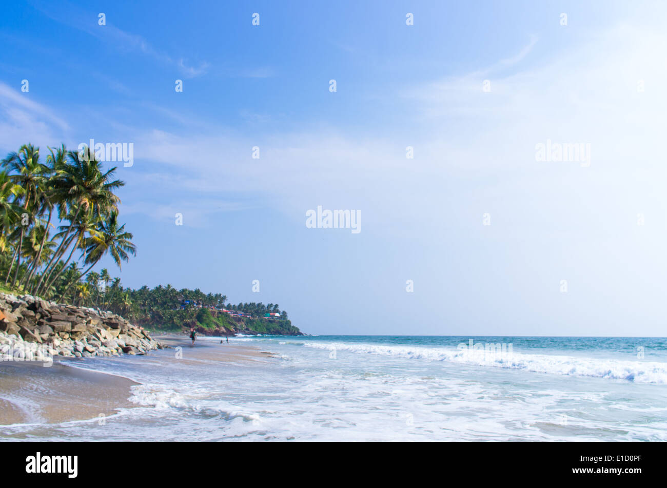 Incredibili spiagge indiano, spiaggia nera, Varkala. Il Kerala, India. Foto Stock