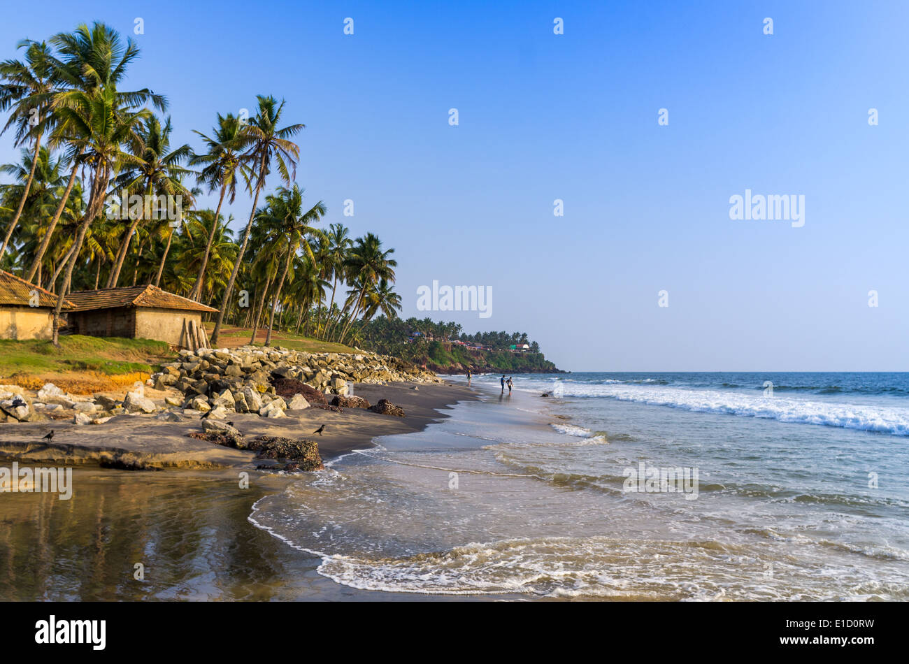 Incredibili spiagge indiano, spiaggia nera, Varkala. Il Kerala, India. Foto Stock