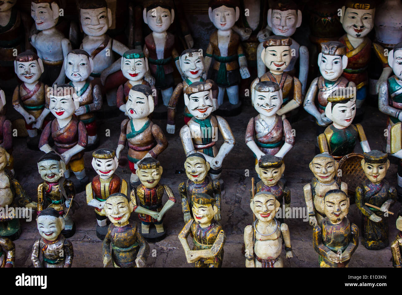 Acqua di burattini in mostra presso il Tempio della Letteratura, un Tempio di Confucio ad Hanoi, in Vietnam del nord e una attrazione turistica. Foto Stock