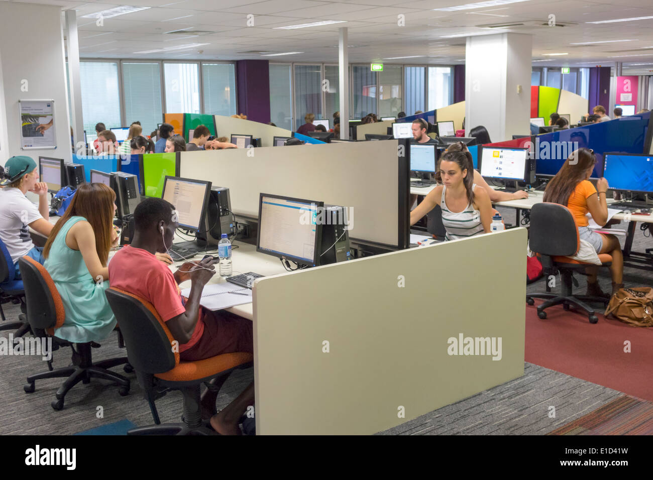 Brisbane Australia,Queensland CBD Central Business,District,QUT,Queensland University of Technology,Garden Point Campus,A. M. Fraser Library, interno Foto Stock