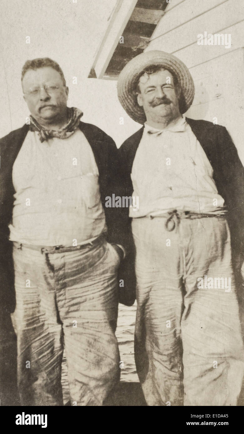 Il colonnello Theodore Roosevelt e Russell J. Coles su un Pesce diavolo harpooning spedizione sulla costa della Florida. Marzo 16, 1917 Foto Stock