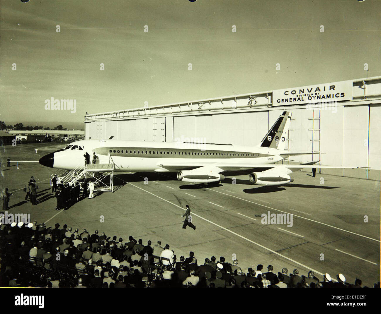 Il Convair 880, registrazione N801TW, è stato presentato durante un evento stampa presso la fabbrica Convair. Questo prototipo di velivolo segnò un'importante pietra miliare nello sviluppo di aerei di linea commerciali durante gli anni '1950 e '1960 Foto Stock