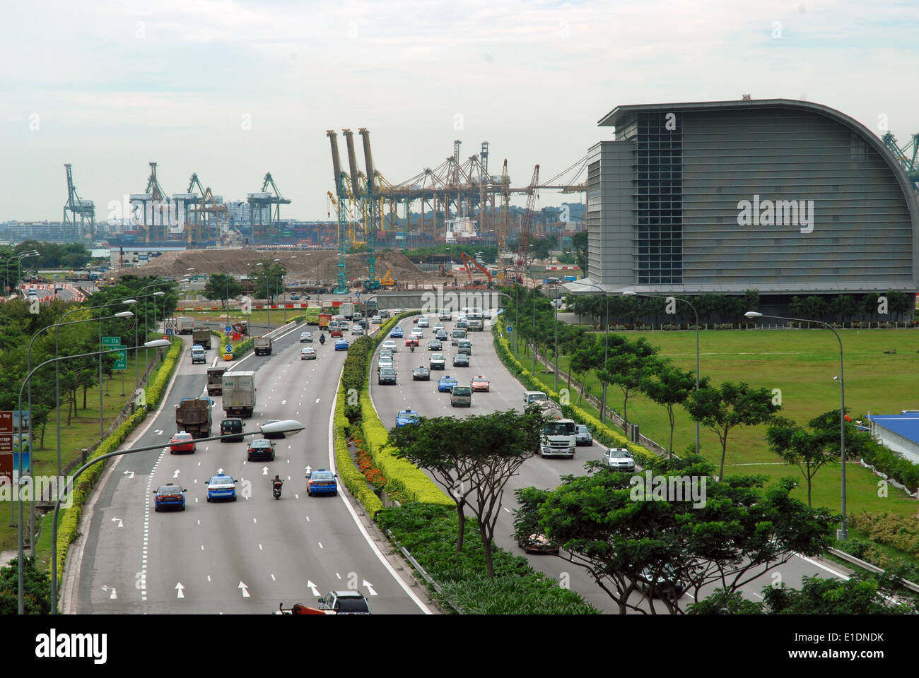 Bayfront Avenue e la vista del dock, Singapore, Sud-est asiatico. Foto Stock