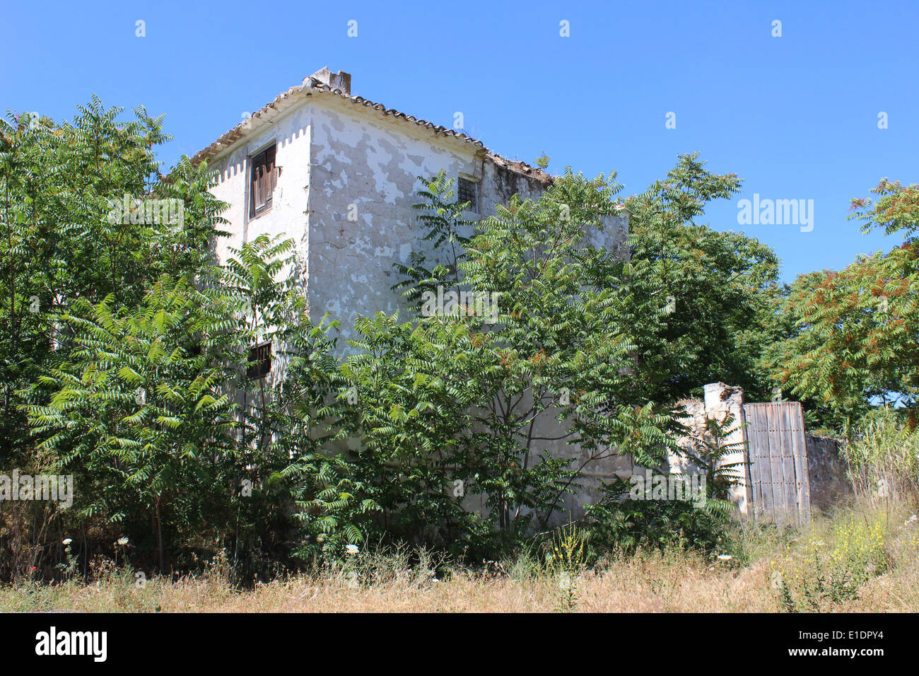 Una proprietà fatiscenti nella Sierra Subbetica area di Andalusia, Spagna. Foto Stock