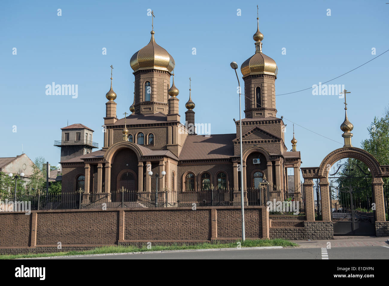 Chiesa ortodossa in Yenakiieve (città natale di ex presidente ucraino Viktor Fedorovych Yanukovych), Donetsk Oblast, Ucraina Foto Stock