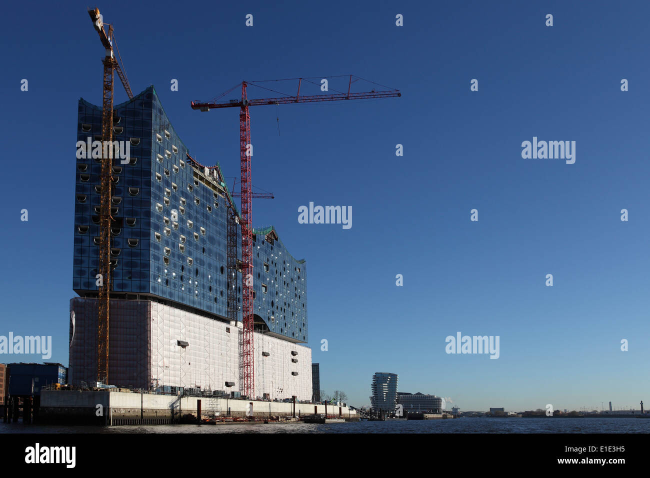 La Elbphilharmonie nella HafenCity ad Amburgo, in Germania. Foto Stock