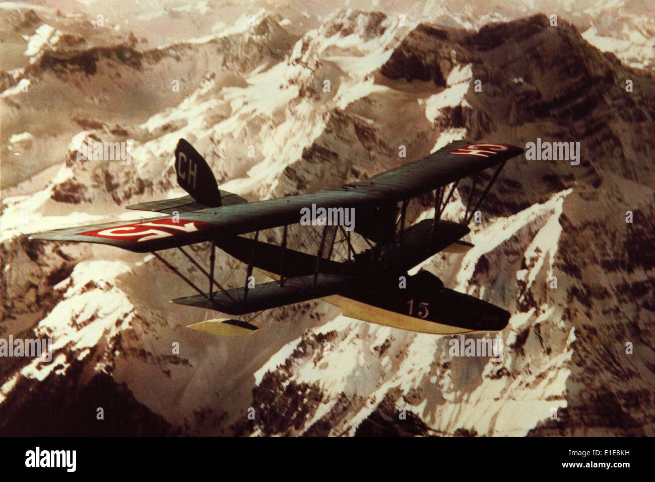 Il Macchi M-3 (L.3) è stato un idrovolante italiano utilizzato all'inizio del XX secolo. Conosciuto per il suo design distintivo, ha giocato un ruolo nelle operazioni militari e di ricognizione durante il suo tempo. Foto Stock