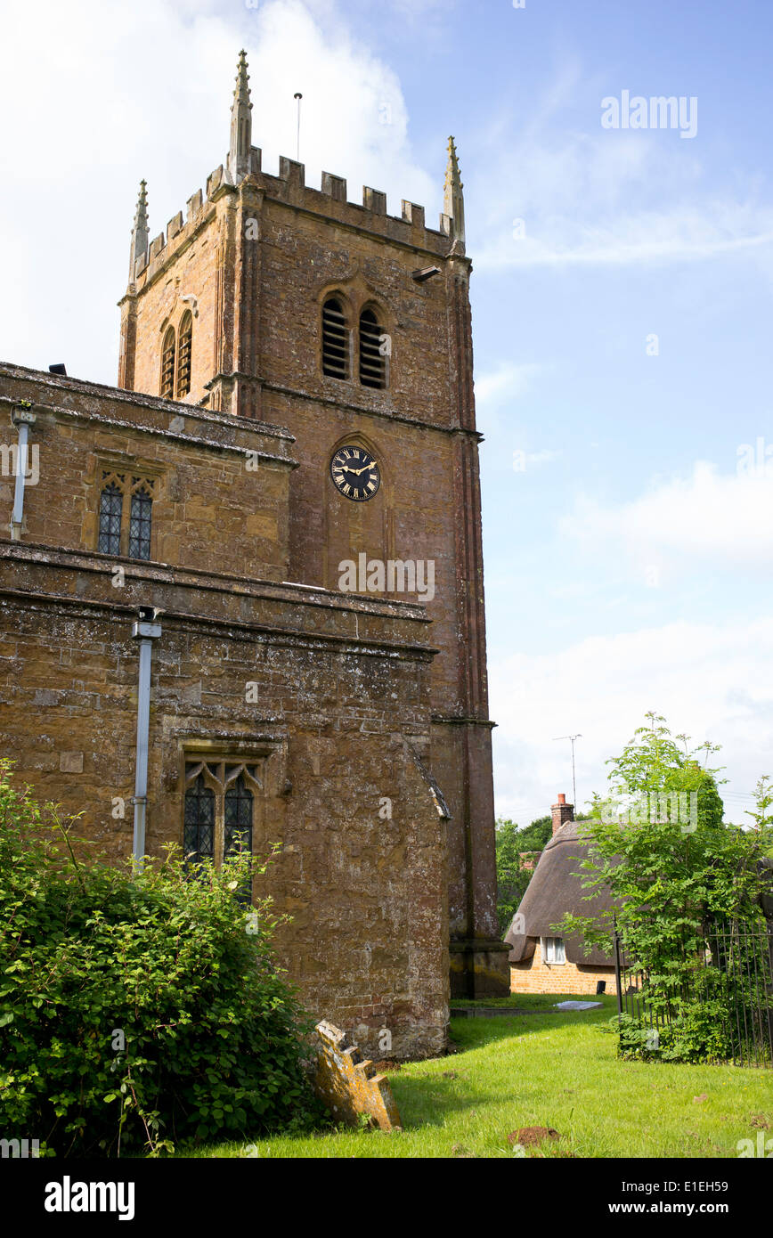 Tutti i santi della chiesa parrocchiale. Wroxton. Oxfordshire, Inghilterra Foto Stock