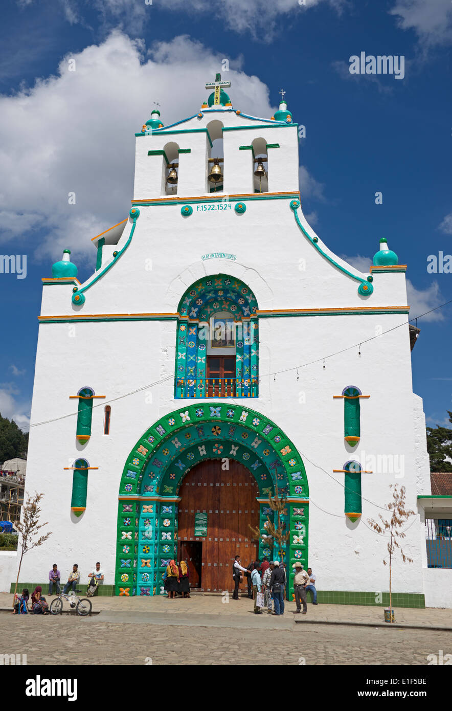 San Juan Chamula chiesa in Chiapas Foto Stock