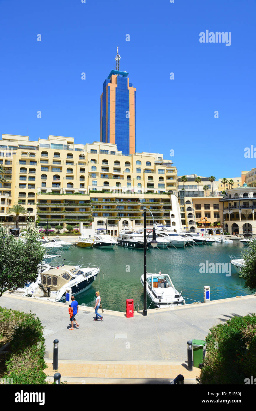Marina di Portomaso, Paceville, St Julians (San Ġiljan), nord del quartiere portuale, Malta Majjistral Regione, Repubblica di Malta Foto Stock